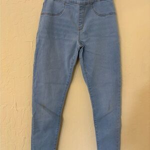 Girl’s Levi’s Jeans